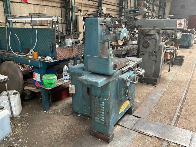 Eb werkzeug – vlakslijpmachine met magnetische tafel - afbeelding 8 van  14