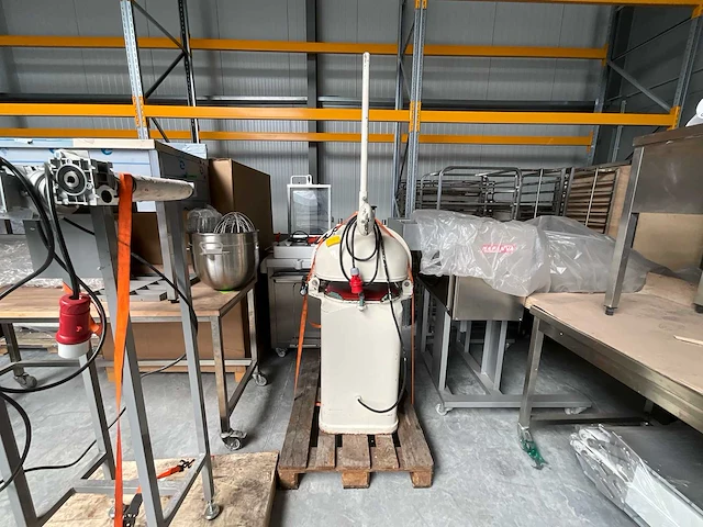 Eberhardt deegverdeler en rondere bakkerijmachines, andere - afbeelding 1 van  6