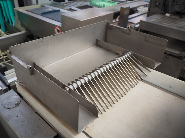 Ebm - afbeelding 14 van  17