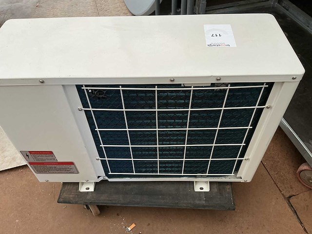 Eco 5 zwembad warmtepomp - afbeelding 2 van  5