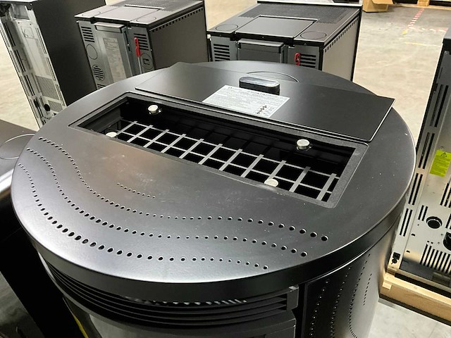 Ecoforest marsella - zwart - pelletkachel + optie kit up cc - afbeelding 7 van  9