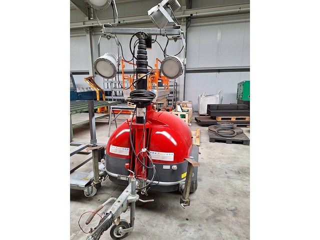Ecolite-t mobiele lichtmast op aanhanger - afbeelding 5 van  8