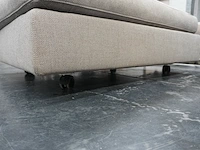 Ecru poef 88x108 cm op wieltjes - afbeelding 2 van  2