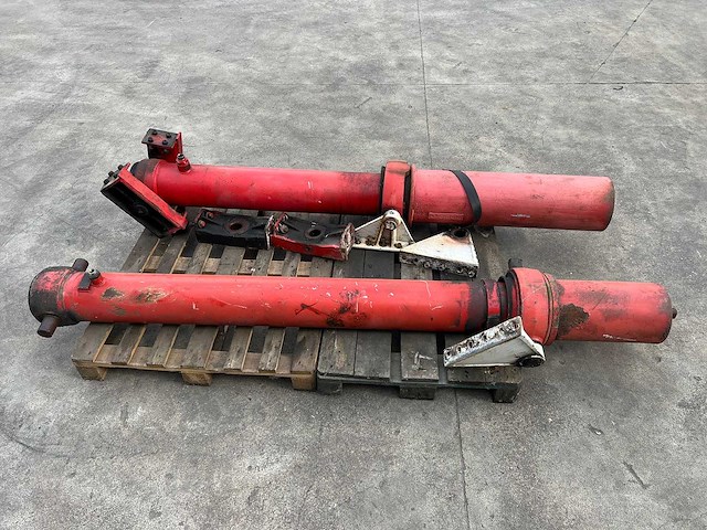 Edbro - cilinder kipper 25ton - vrachtwagen onderdeel - afbeelding 2 van  8