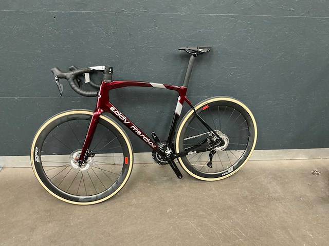 Eddy merckx 525 disc racefiets - afbeelding 1 van  6