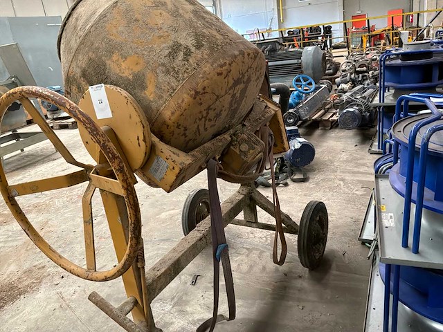 Edil lame br 250 betonmolen - afbeelding 2 van  4