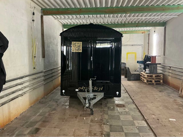 Eduard r foodtruck - afbeelding 23 van  31
