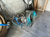 Een elektrische membraan-/doseerpomp - afbeelding 5 van  9