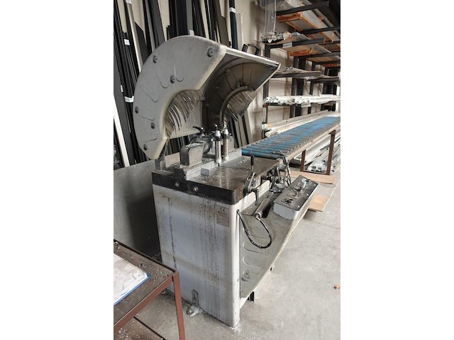 Eénkopszaagmachine fomindustrie - afbeelding 2 van  10