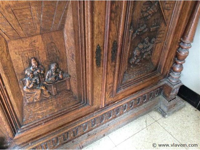 Eetk. 2 buffet kasten + tafel + stoelen - afbeelding 3 van  10