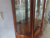 Eetkamer met dressoir, vitrinekast, tafel en 6 stoelen - afbeelding 9 van  27