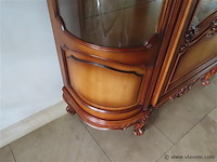 Eetkamer met dressoir, vitrinekast, tafel en 6 stoelen - afbeelding 13 van  27