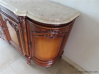 Eetkamer met dressoir, vitrinekast, tafel en 6 stoelen - afbeelding 15 van  27