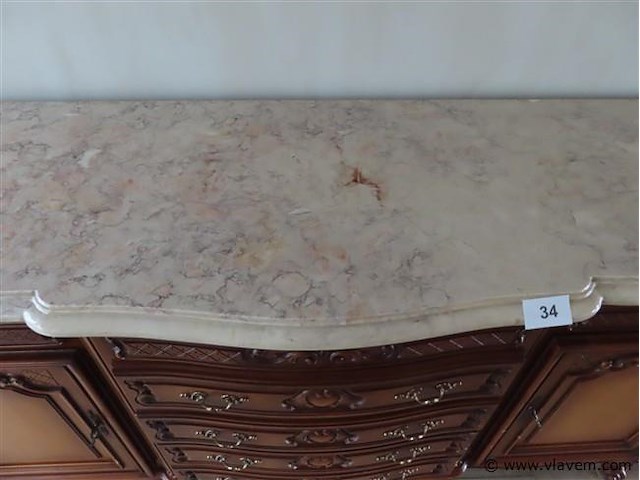 Eetkamer met dressoir, vitrinekast, tafel en 6 stoelen - afbeelding 17 van  27