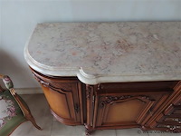 Eetkamer met dressoir, vitrinekast, tafel en 6 stoelen - afbeelding 18 van  27