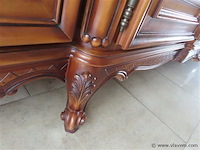 Eetkamer met dressoir, vitrinekast, tafel en 6 stoelen - afbeelding 12 van  27