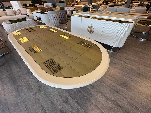 Eetkamer piallo - afbeelding 1 van  3