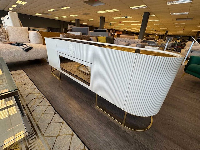 Eetkamer piallo - afbeelding 3 van  3