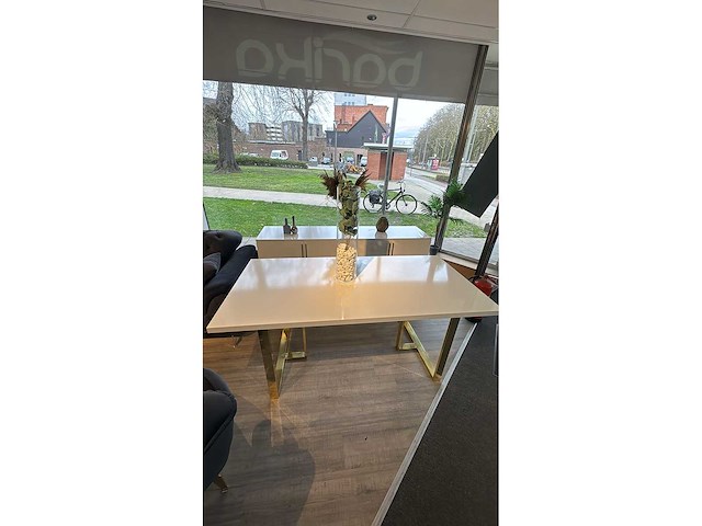 Eetkamer rain - afbeelding 3 van  6