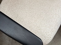Eetkamerstoel ash wood zwart met beige kussen - afbeelding 1 van  2