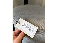 Eetkamerstoel, tafel en poef - afbeelding 6 van  6