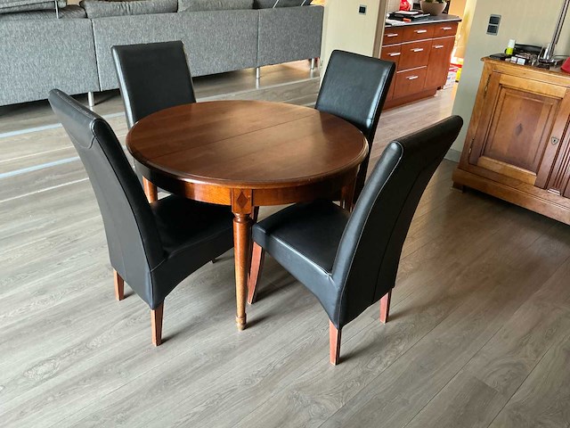 Eetkamertafel + 6 stoelen. - afbeelding 1 van  8
