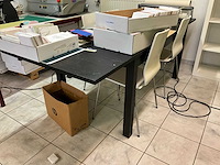 Eetkamertafel en bijzetstoelen (2x) - afbeelding 9 van  12