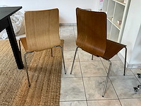 Eetkamertafel en bijzetstoelen (2x) - afbeelding 8 van  12