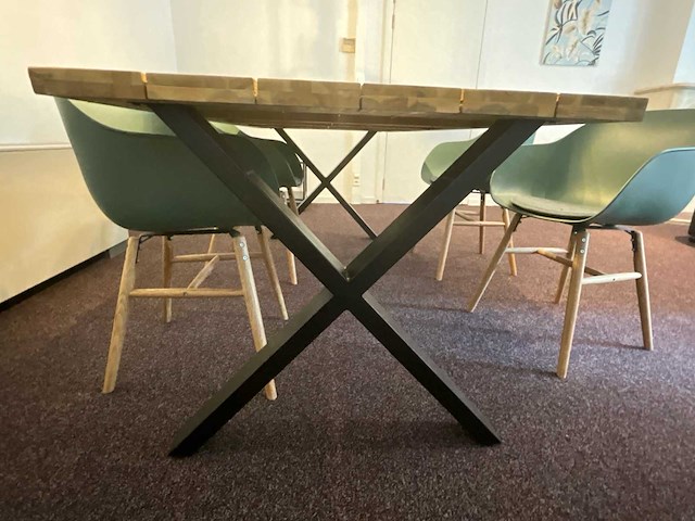Eetkamertafel en stoelen - afbeelding 4 van  8