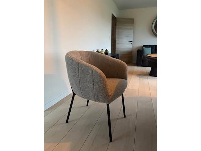 Eetkamertafel met 4 stoelen - afbeelding 3 van  5