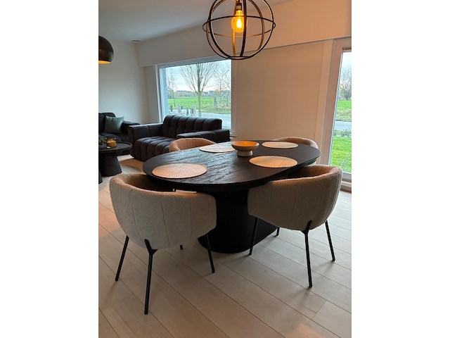 Eetkamertafel met 4 stoelen - afbeelding 2 van  4