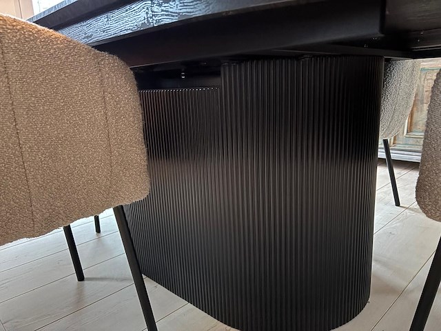 Eetkamertafel met 4 stoelen - afbeelding 3 van  4