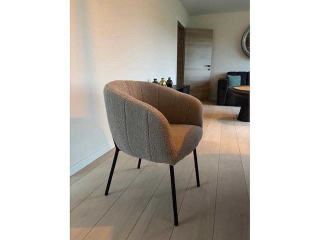 Eetkamertafel met 4 stoelen - afbeelding 3 van  5