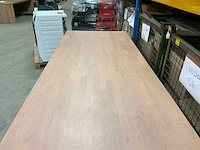 Eetkamertafel met design stoelen - afbeelding 4 van  9