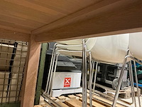 Eetkamertafel met design stoelen - afbeelding 5 van  9