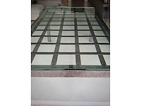 Eetkamertafel: tafel met glazen blad - afbeelding 2 van  3