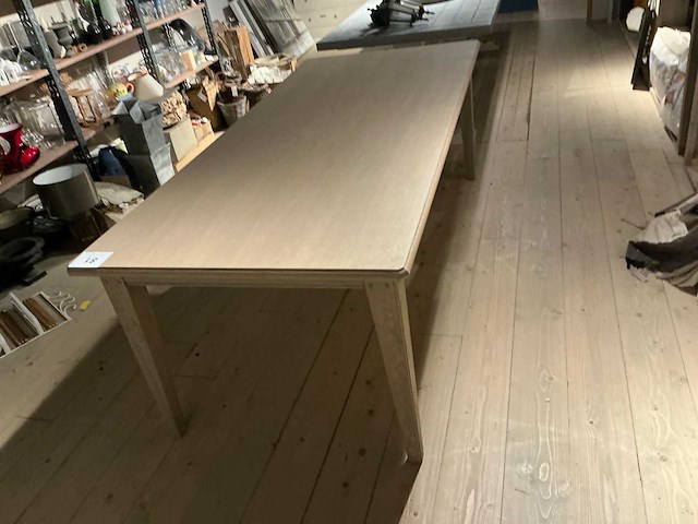 Eetkamertafel - afbeelding 1 van  1