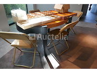 Eetkamertafels en diverse stoelen - afbeelding 3 van  4