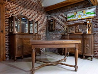 Eetplaats, 1 tafel, 2 kasten - afbeelding 1 van  6