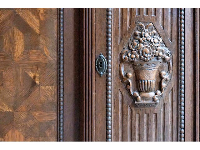 Eetplaats, 1 tafel, 2 kasten - afbeelding 4 van  6