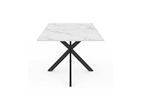 Eettafel 160 cm met een bovenblad met wit marmeren effect en zwarte gekruiste poten - afbeelding 7 van  7