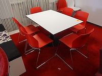 Eettafel + 6 x kunststof stoel kastel - afbeelding 1 van  6
