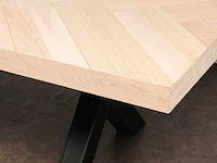 Eettafel eiken visgraat blad 180 x 98 cm - afbeelding 2 van  2