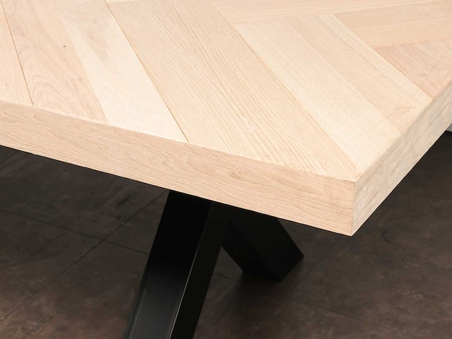 Eettafel eiken visgraat blad 220 x 98 cm - afbeelding 4 van  4