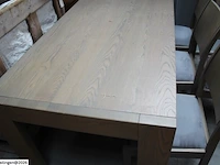 Eettafel met 4 houten stoelen - afbeelding 4 van  4