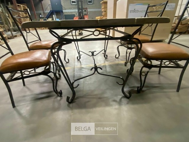 Eettafel met 4 stoelen rustiek houten tablet ijzer sier onderstel 150 x 88cm - afbeelding 3 van  4