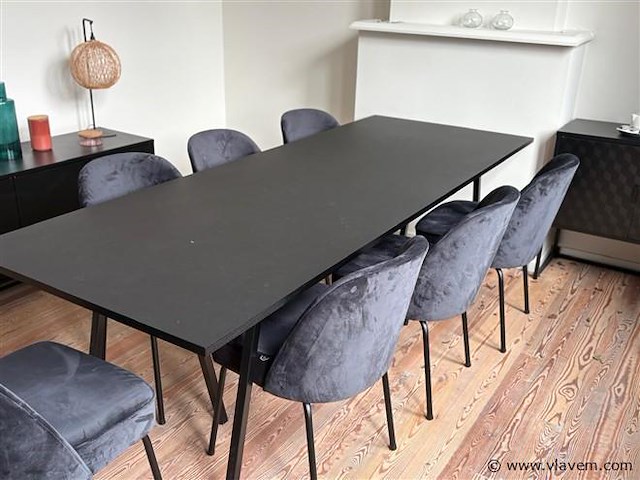 Eettafel - afbeelding 1 van  1