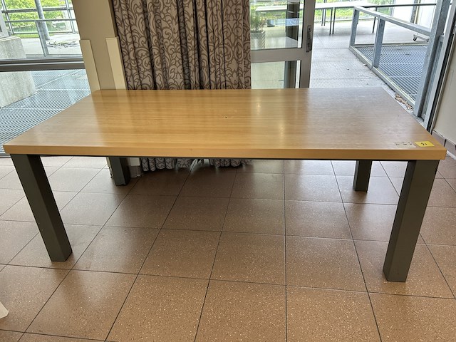 Eettafel - afbeelding 1 van  2