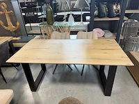 Eettafel
