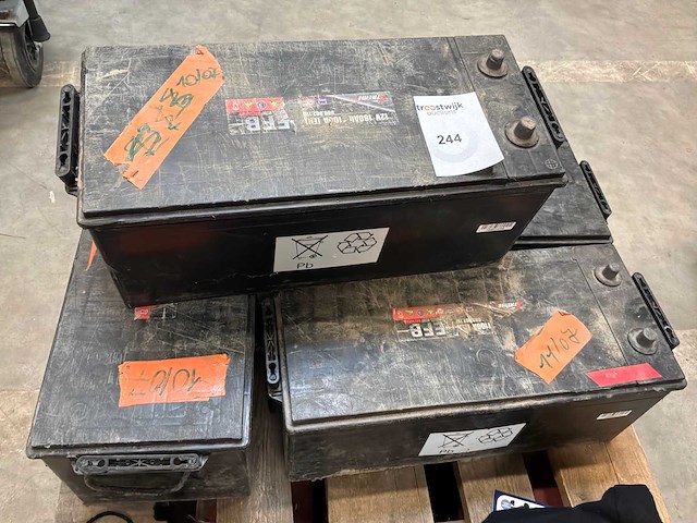 Efb batterijen (4x) - afbeelding 1 van  3